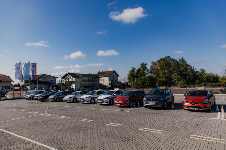 AUTO RAD - Auto škola Novi Sad