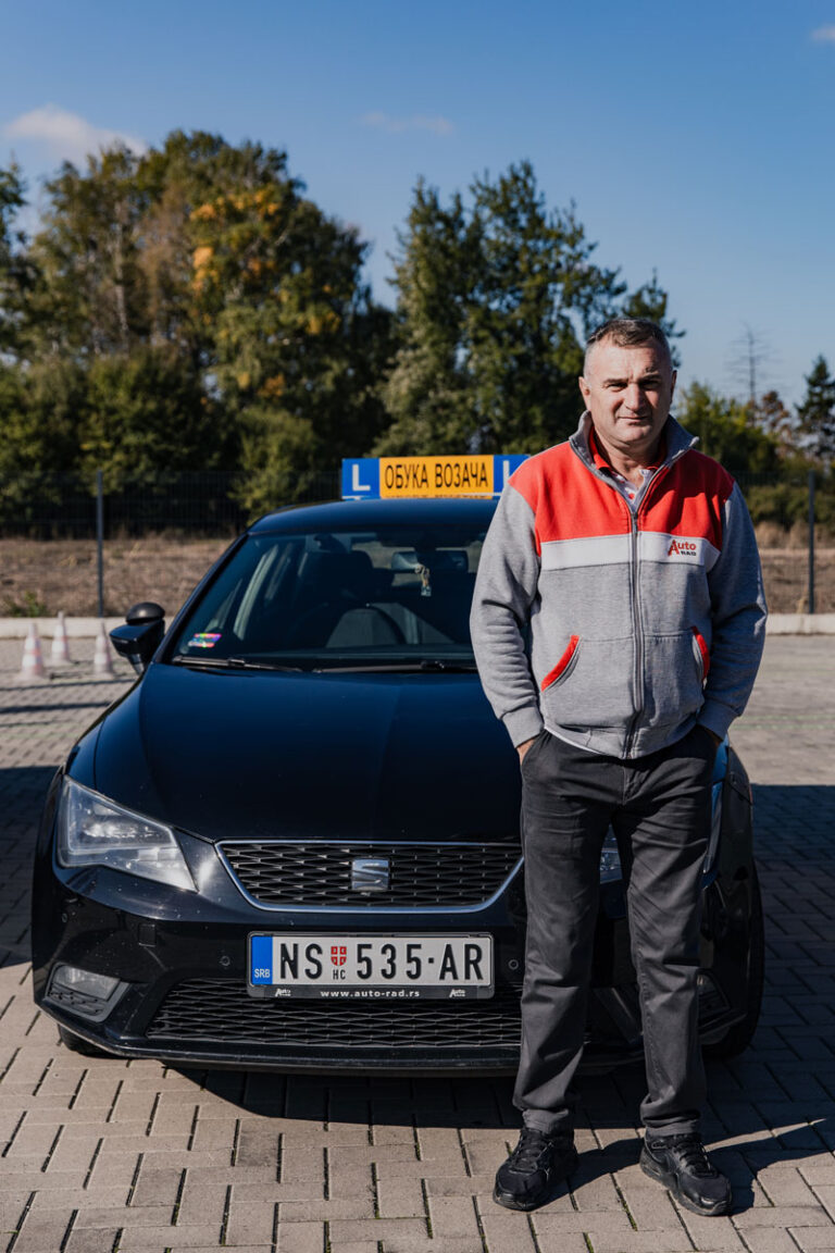 AUTO RAD - Auto škola Novi Sad