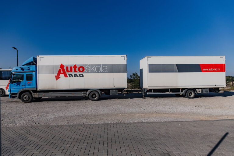 AUTO RAD - Auto škola Novi Sad