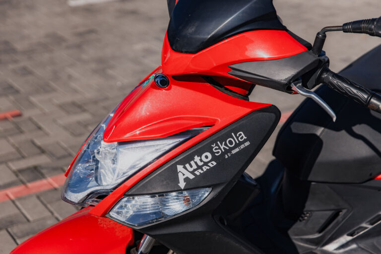 AUTO RAD - Auto škola Novi Sad