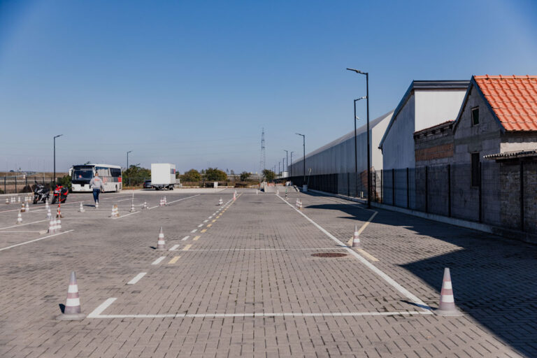 AUTO RAD - Auto škola Novi Sad