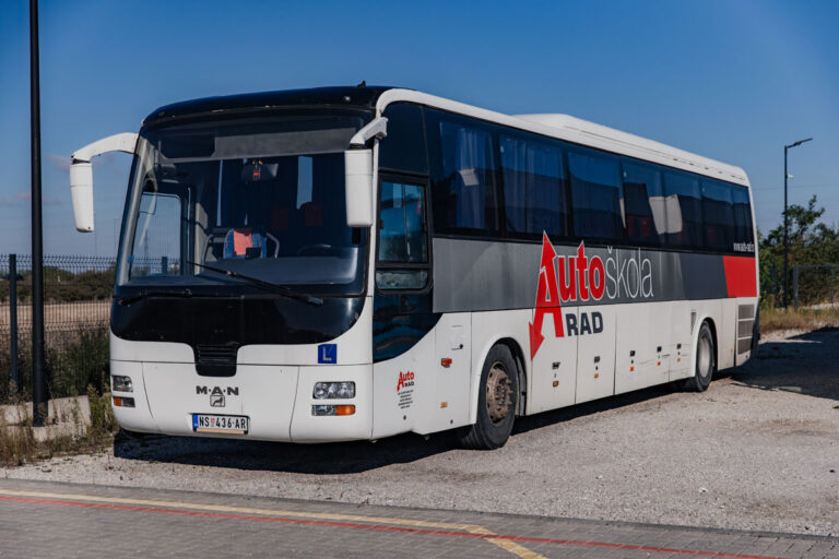 AUTO RAD - Auto škola Novi Sad