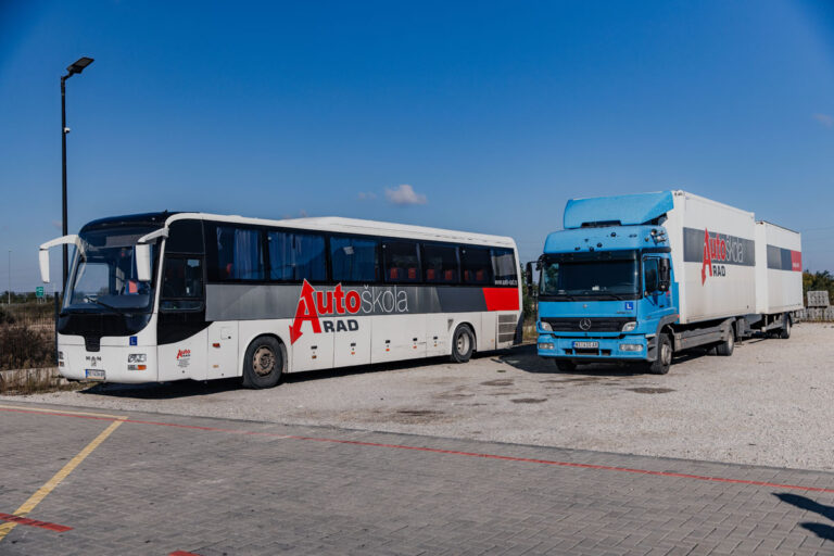 AUTO RAD - Auto škola Novi Sad