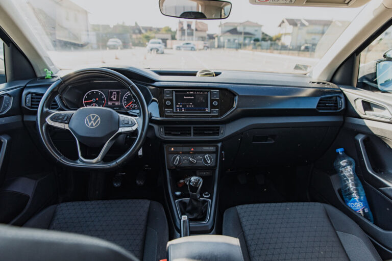 AUTO RAD - Auto škola Novi Sad