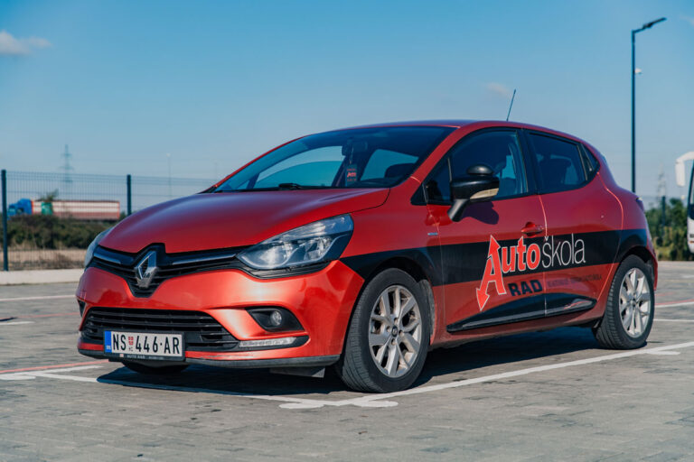 AUTO RAD - Auto škola Novi Sad