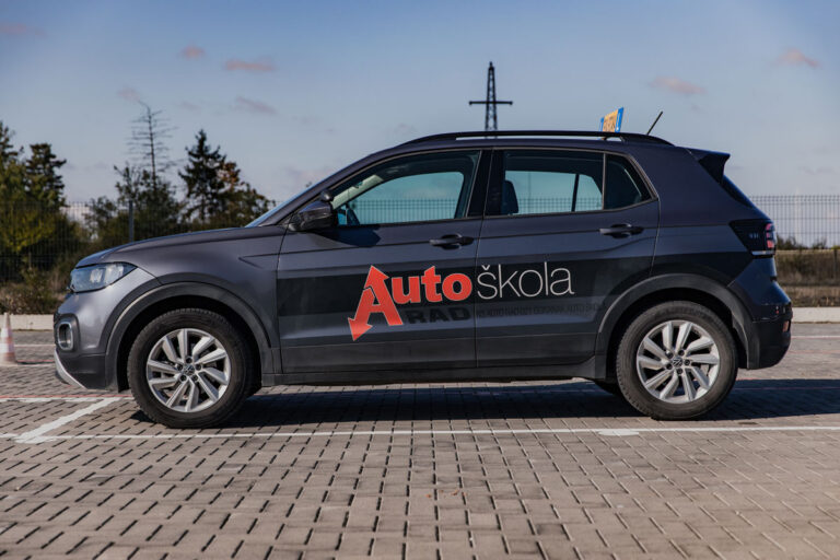 AUTO RAD - Auto škola Novi Sad