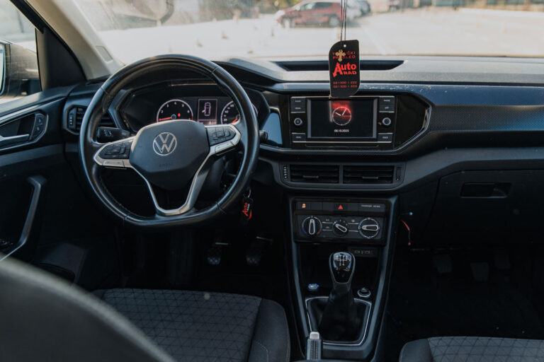 AUTO RAD - Auto škola Novi Sad