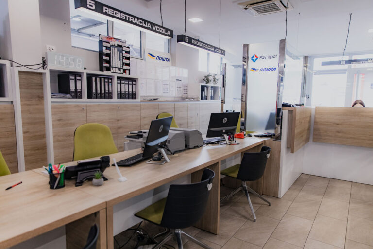 AUTO RAD - Tehnički pregled i registracija vozila - Ilirska 1F, Novi Sad