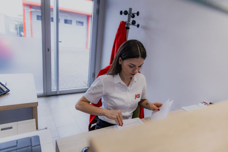AUTO RAD - Tehnički pregled i registracija vozila - Ilirska 1F, Novi Sad